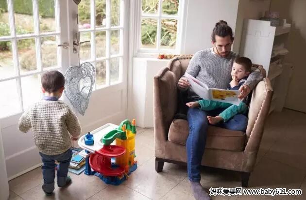 贵港公安护航“五一”假期平安